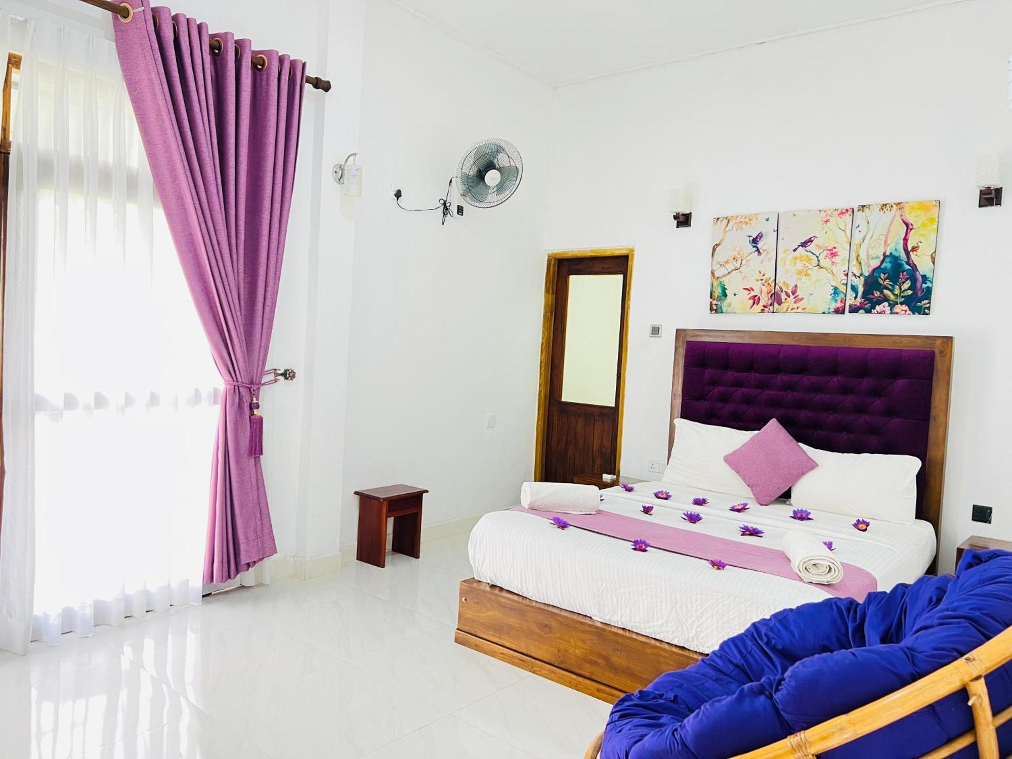 Hotel Heaven Breeze Kandy Exterior foto