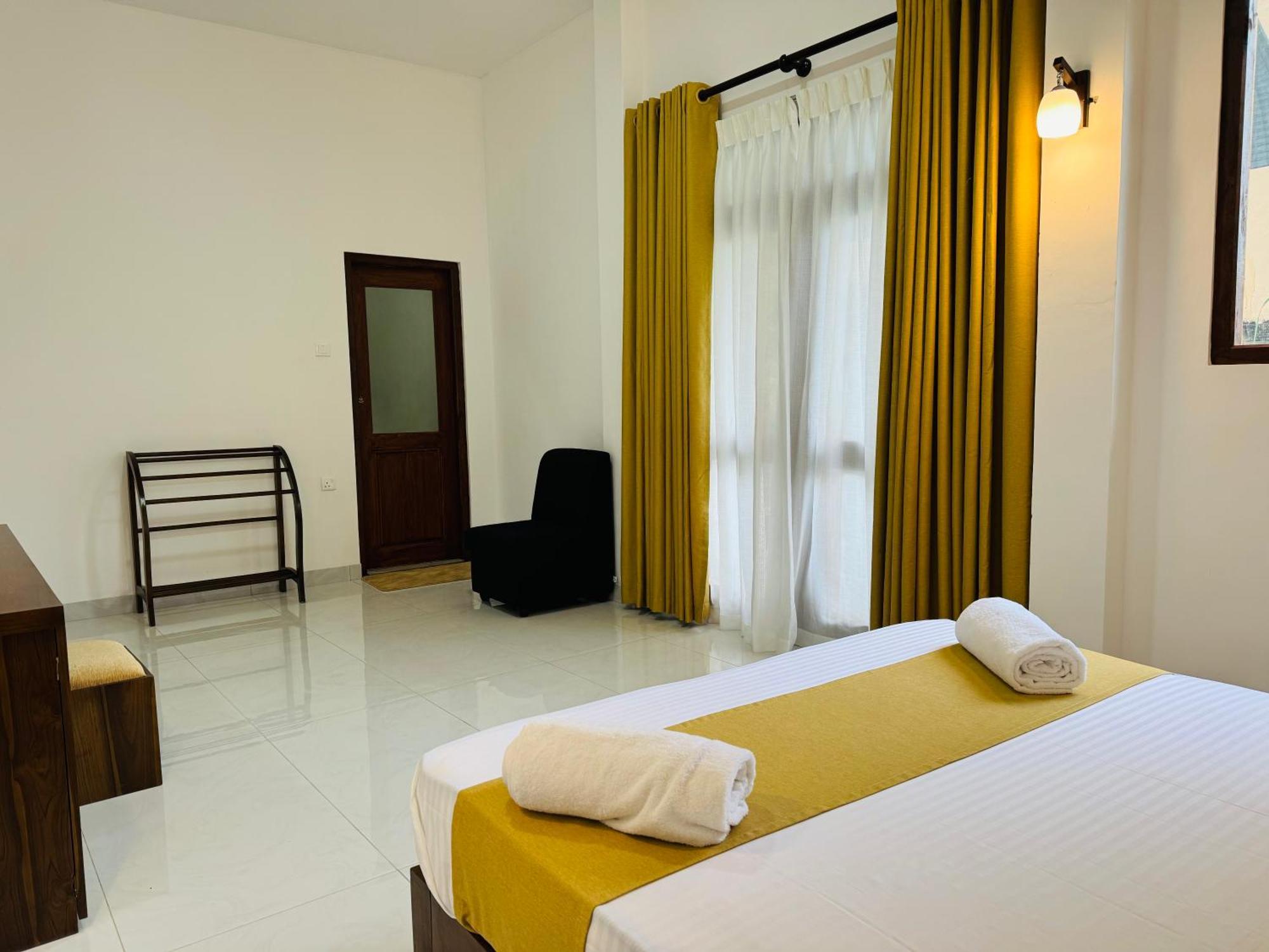 Hotel Heaven Breeze Kandy Exterior foto