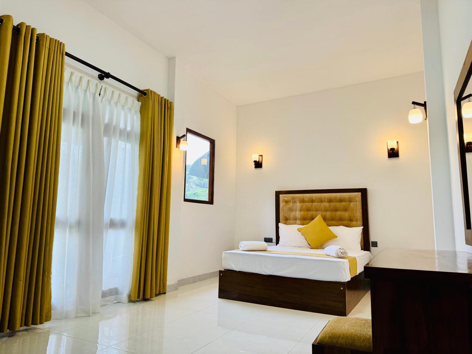 Hotel Heaven Breeze Kandy Exterior foto